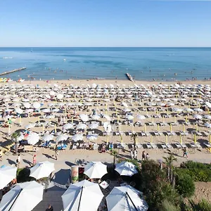 Columbia & Ninfea Lido di Jesolo