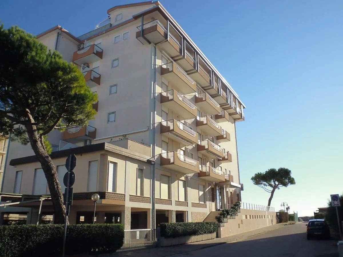 Condominio Faro Lido di Jesolo 0*,